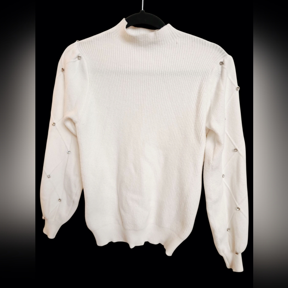 Women's Off White Long Sleeve Sweater with Rhinestone Accents- Size Small EUC